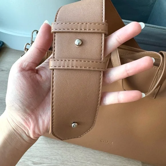 Calpak Haven 16" Laptop Tote Bag in Toffee - Picture 4 of 11